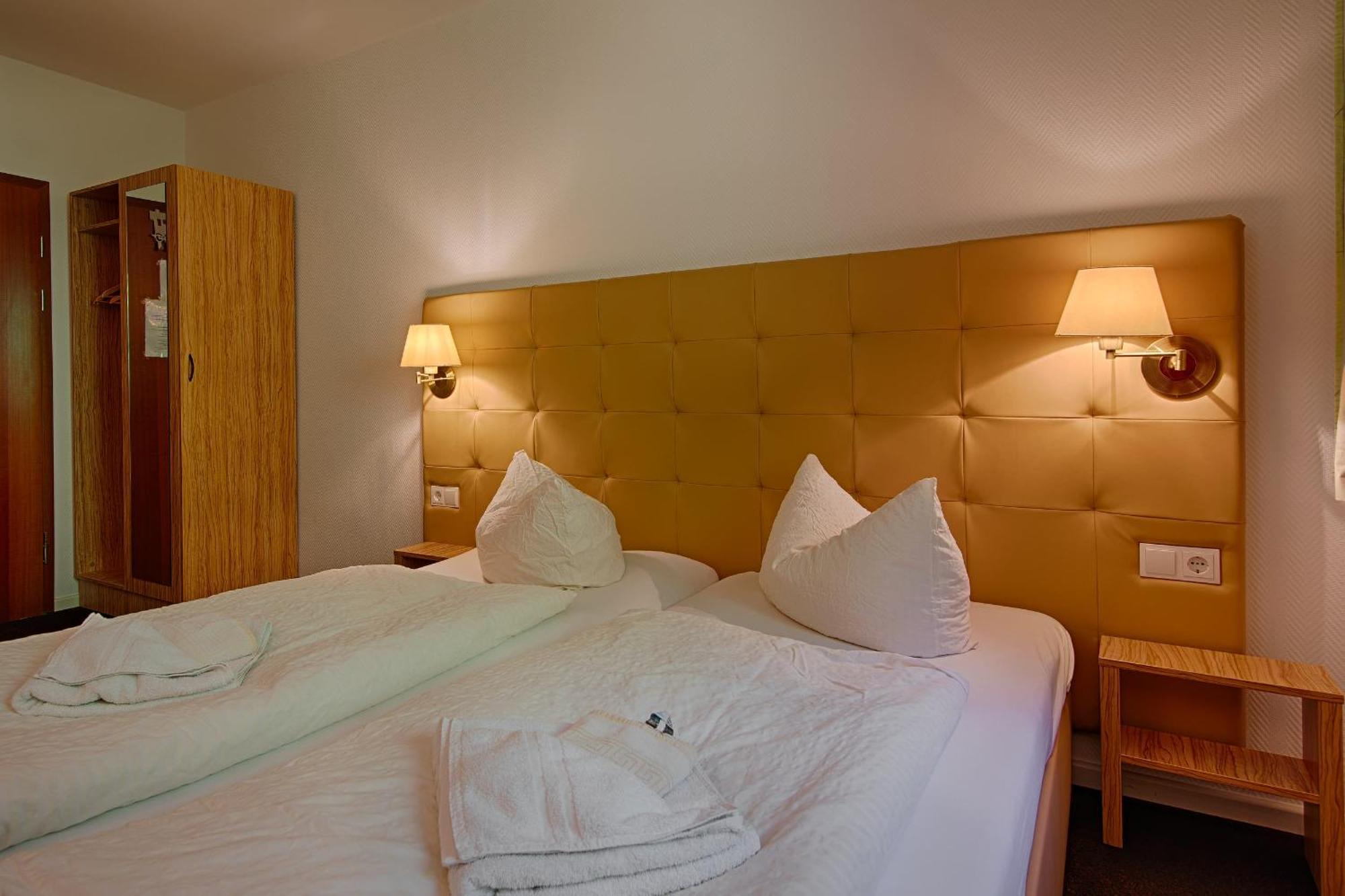See Hotel Karlslust Chalets ชตอร์โคว์ ภายนอก รูปภาพ
