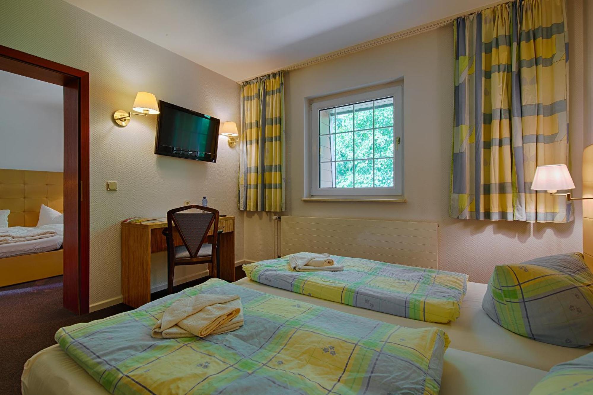 See Hotel Karlslust Chalets ชตอร์โคว์ ภายนอก รูปภาพ