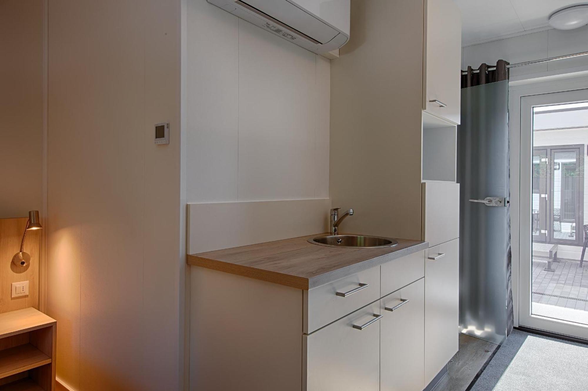 See Hotel Karlslust Chalets ชตอร์โคว์ ภายนอก รูปภาพ